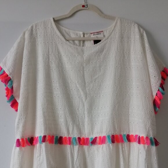 NWT Andree By Unit Womens White Short Sleeve Eyelet Tassel Blouse Top Size 2X - Picture 2 of 6